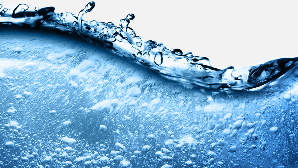 Water treatment for hygienic humidification